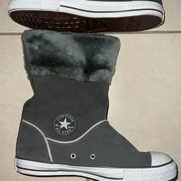 PO: Men converse - Picture 4 of 6